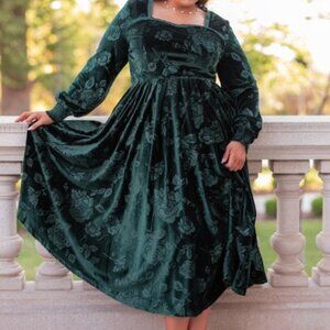 JessaKae Sophie Dress - Velvet Green NWT